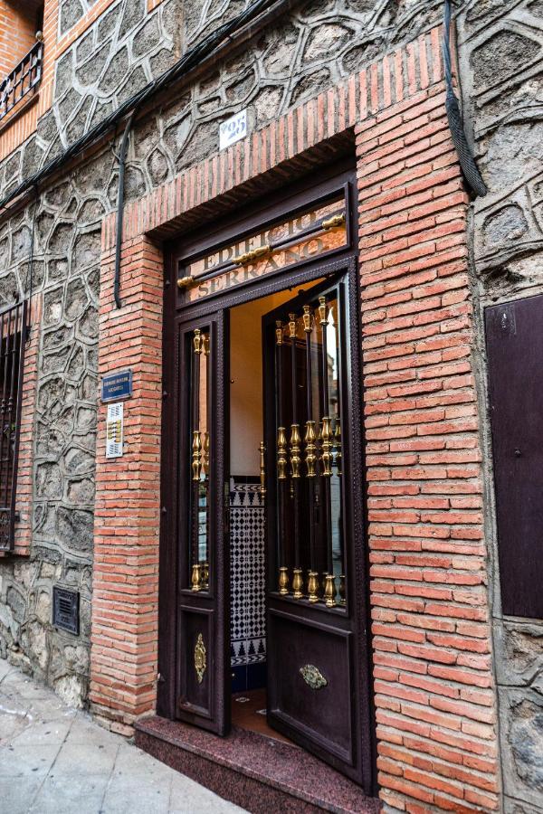 Centrico Alojamiento En Toledo By Bebalmy Apartment Exterior foto