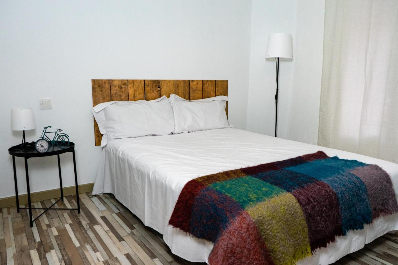 Centrico Alojamiento En Toledo By Bebalmy Apartment Exterior foto