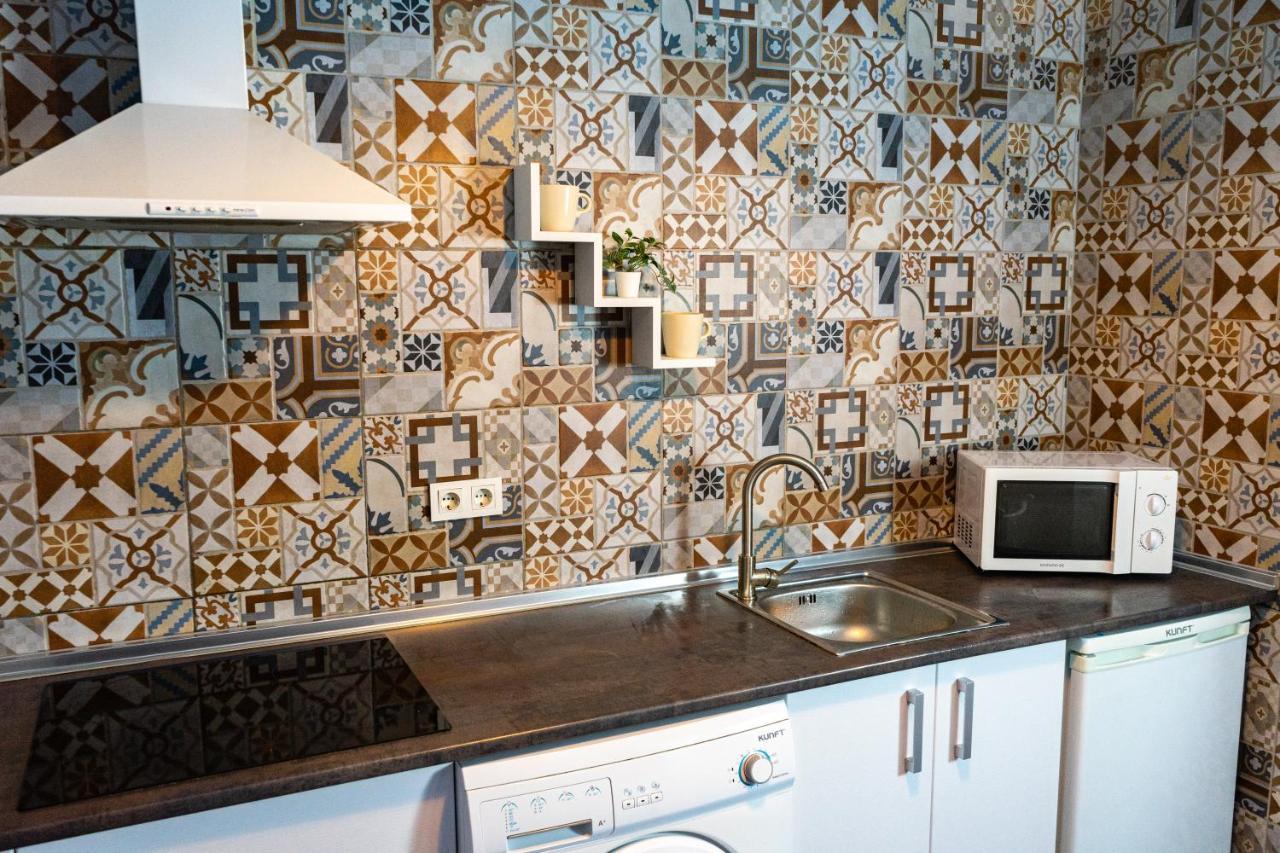 Centrico Alojamiento En Toledo By Bebalmy Apartment Exterior foto